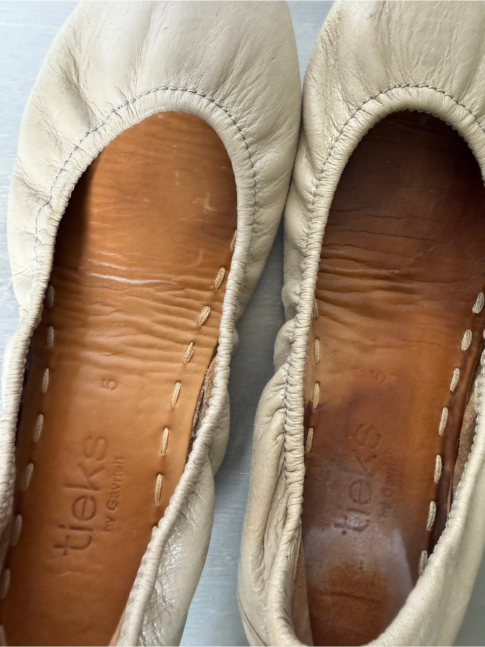 Tieks By Gavrieli Leather Ballet Flats Womens Sz 5 Taupe Beige Neutral - Picture 7 of 7